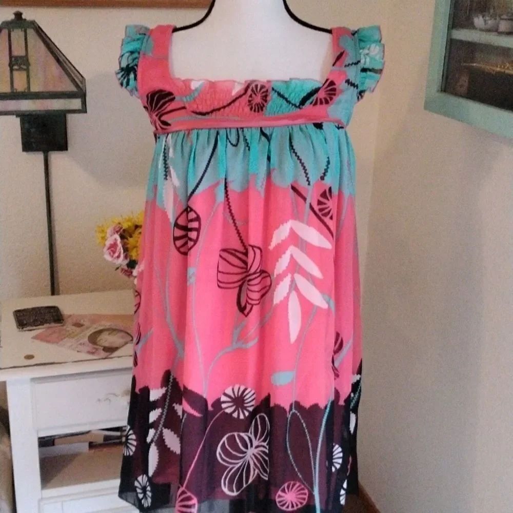 XOXO Shift Dress - Picture 7 of 10